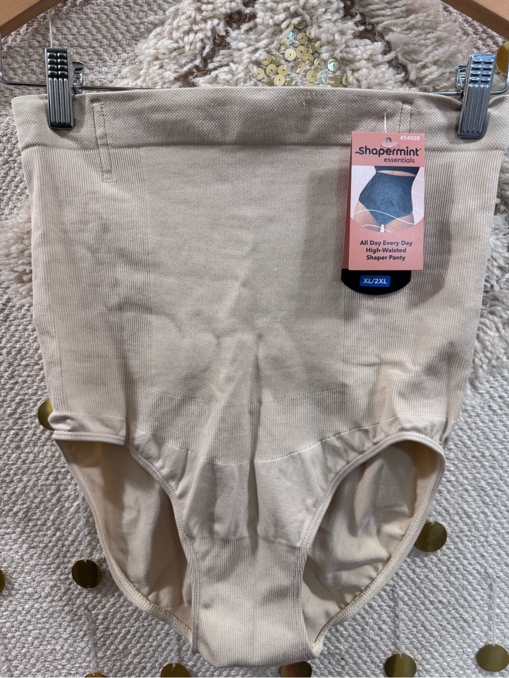 High-Waist Shaping Brief - Picture 8 of 9